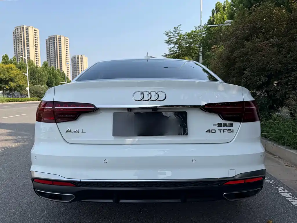 Audi A4L 2020 — фото 24