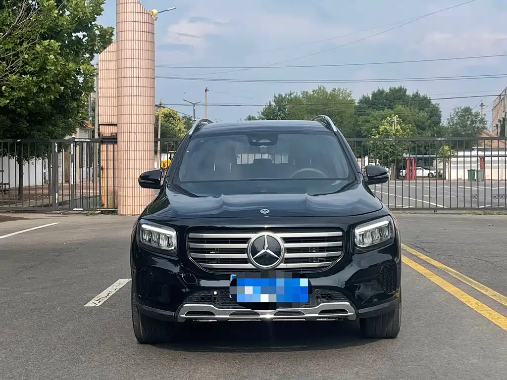 Mercedes-Benz GLB 2024