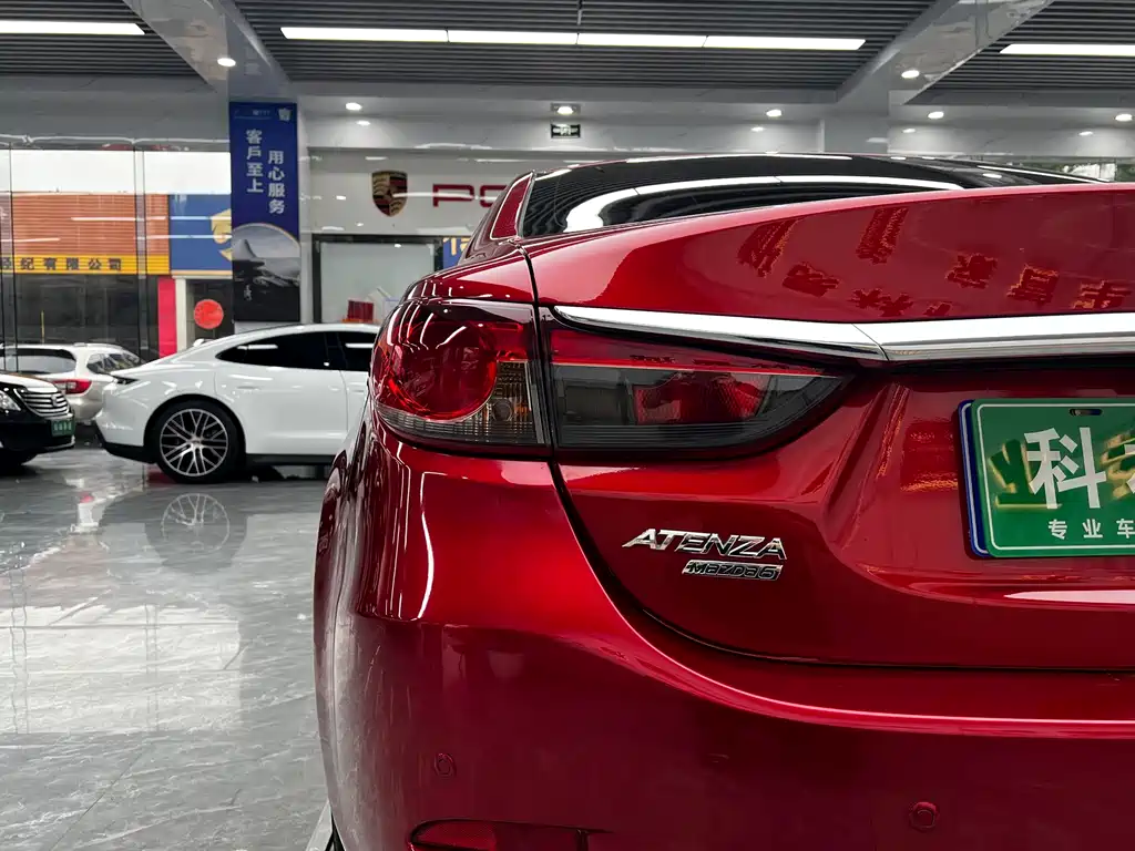 Mazda Atenza 2015 — фото 10