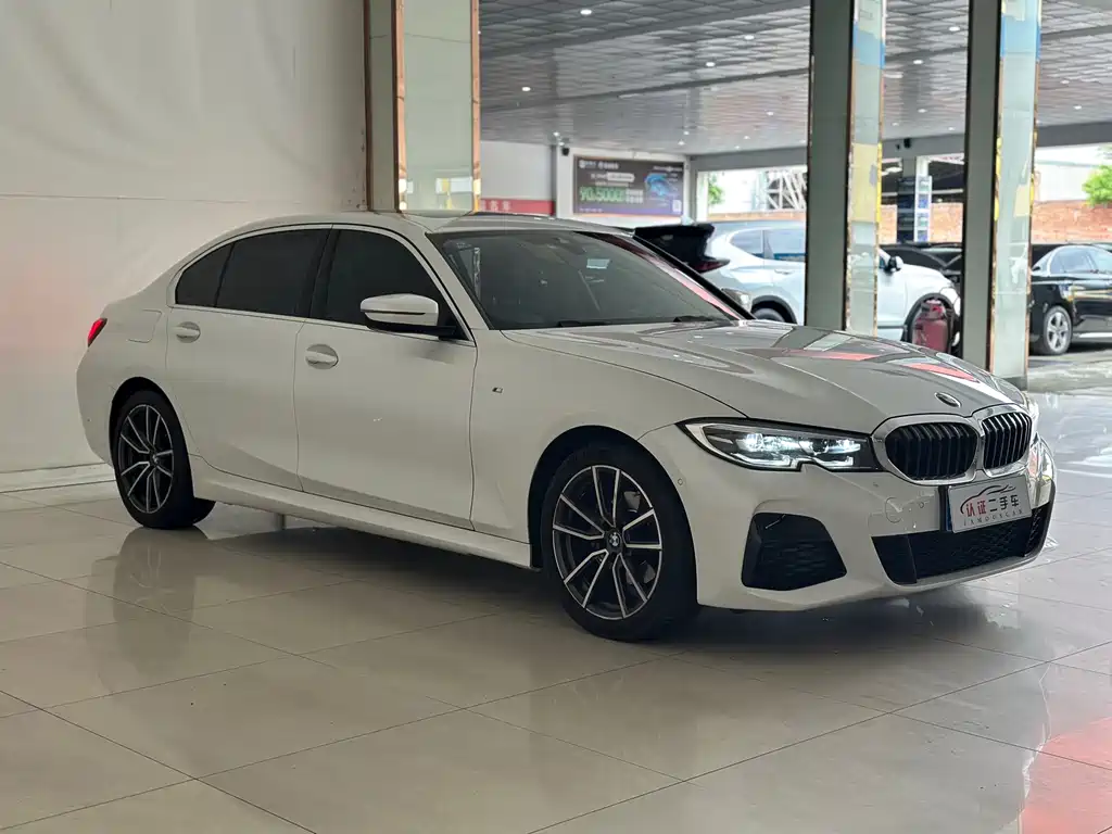 BMW 3 Series 2022