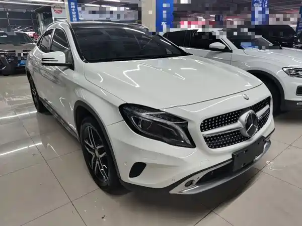 Mercedes-Benz GLA 2017