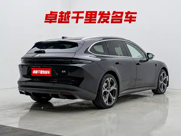 NIO ET5T 2025