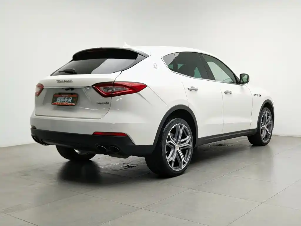 Maserati Levante 2018 — фото 2