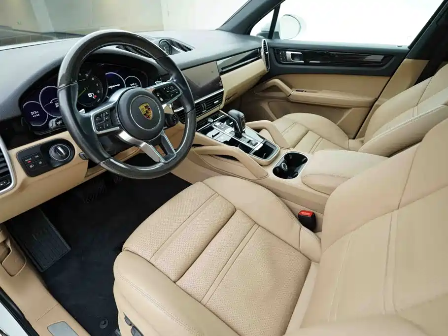 Porsche Cayenne New Energy 2023 — фото 10