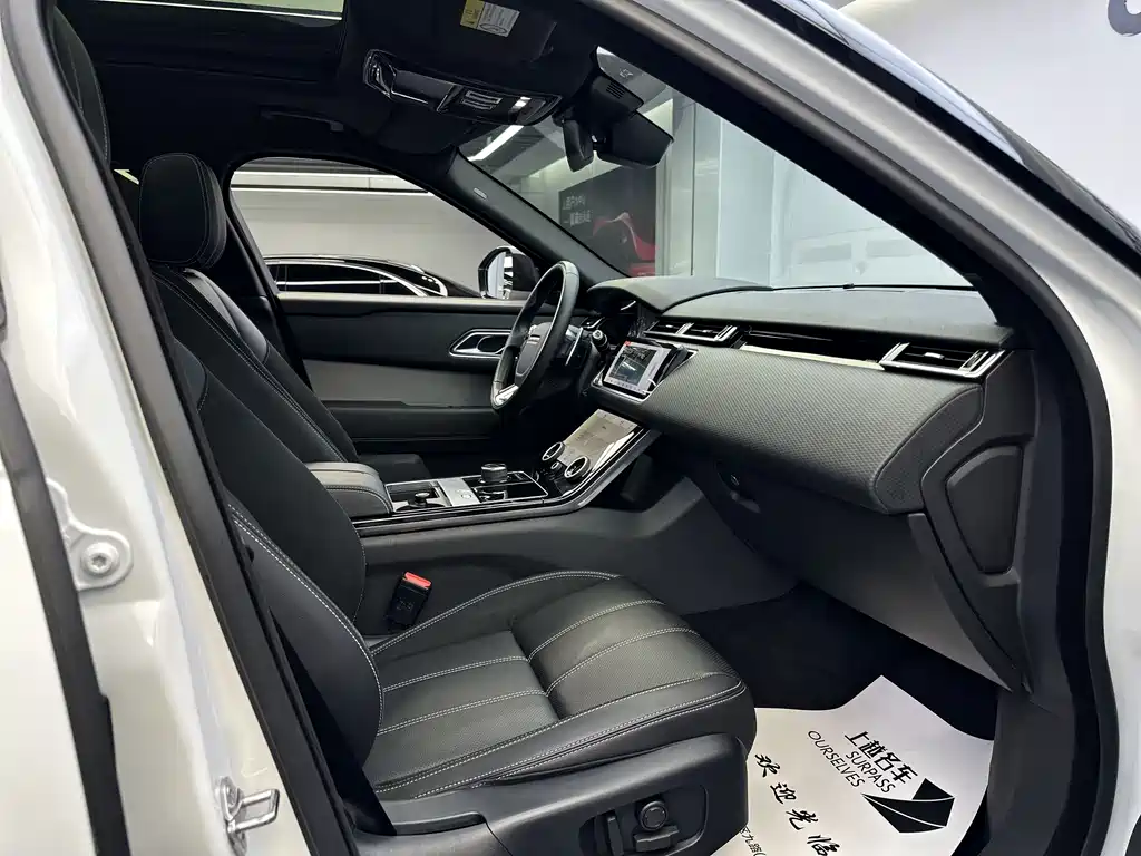 Land Rover Velar 2020 — фото 13