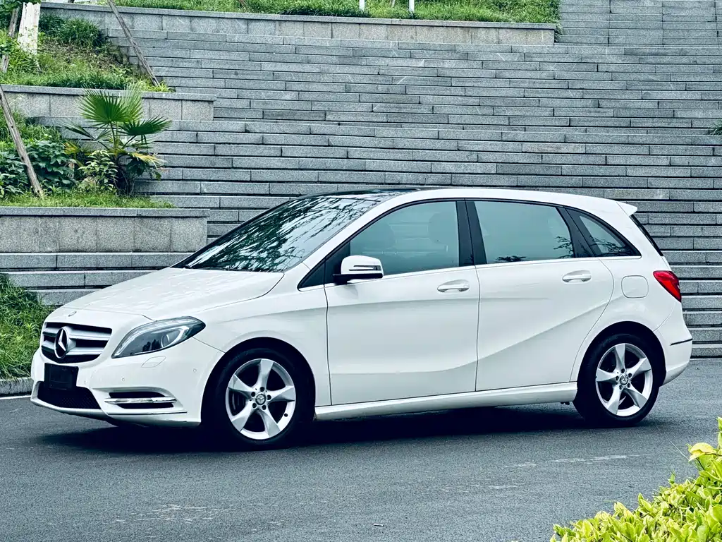 Mercedes-Benz B-Class 2014 — фото 3