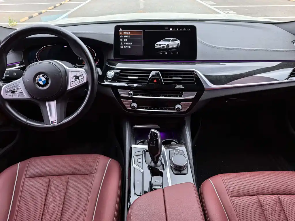 BMW 5 Series 2022 — фото 12