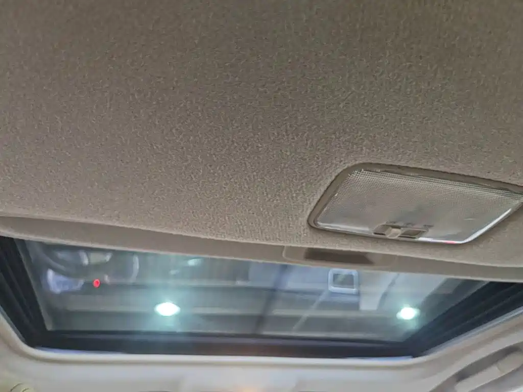 Toyota Corolla 2014 — фото 18