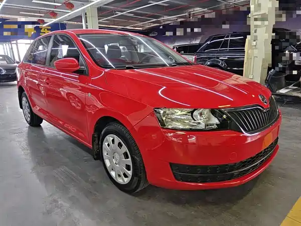Skoda Rapid Spaceback 2016
