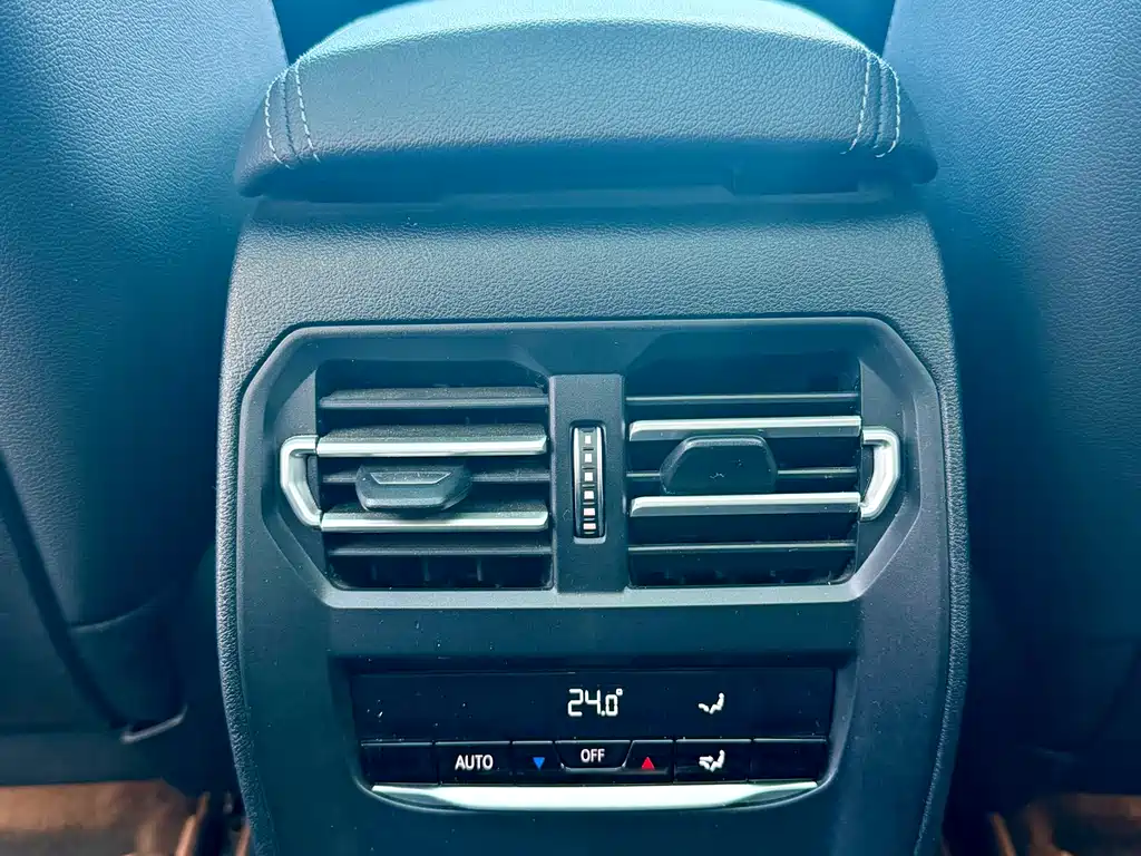 BMW 3 Series 2020 — фото 13