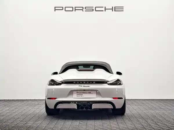 Porsche 718 2022