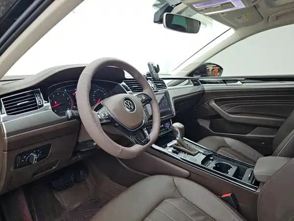 Volkswagen Phideon 2021