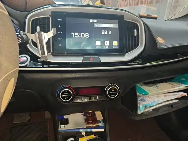 Kia KX1 2020