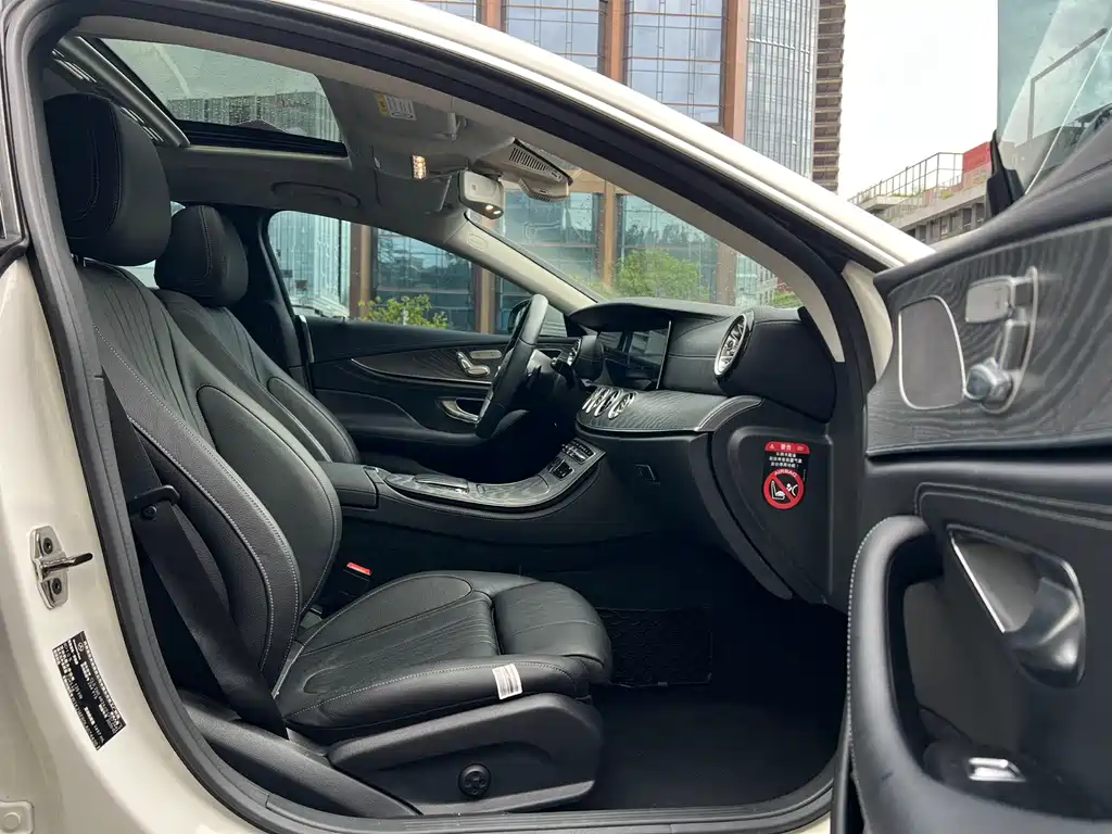 Mercedes-Benz CLS 2020 — фото 12