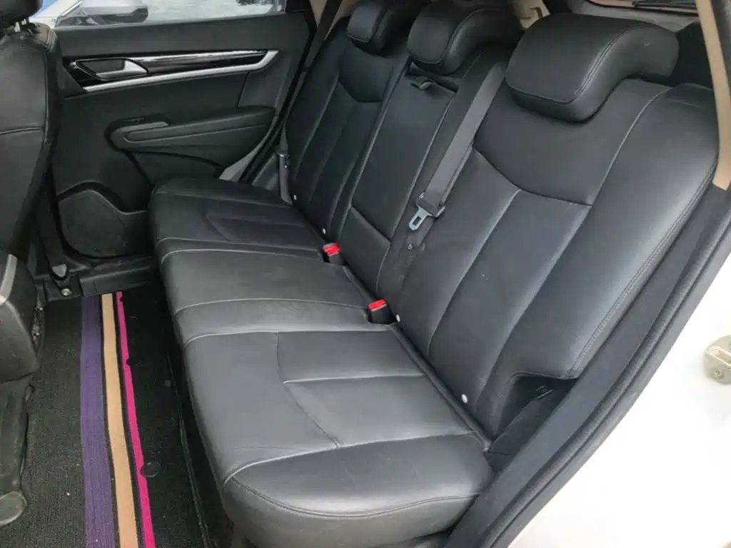 Dongfeng Fengshen AX7 2015 — фото 17