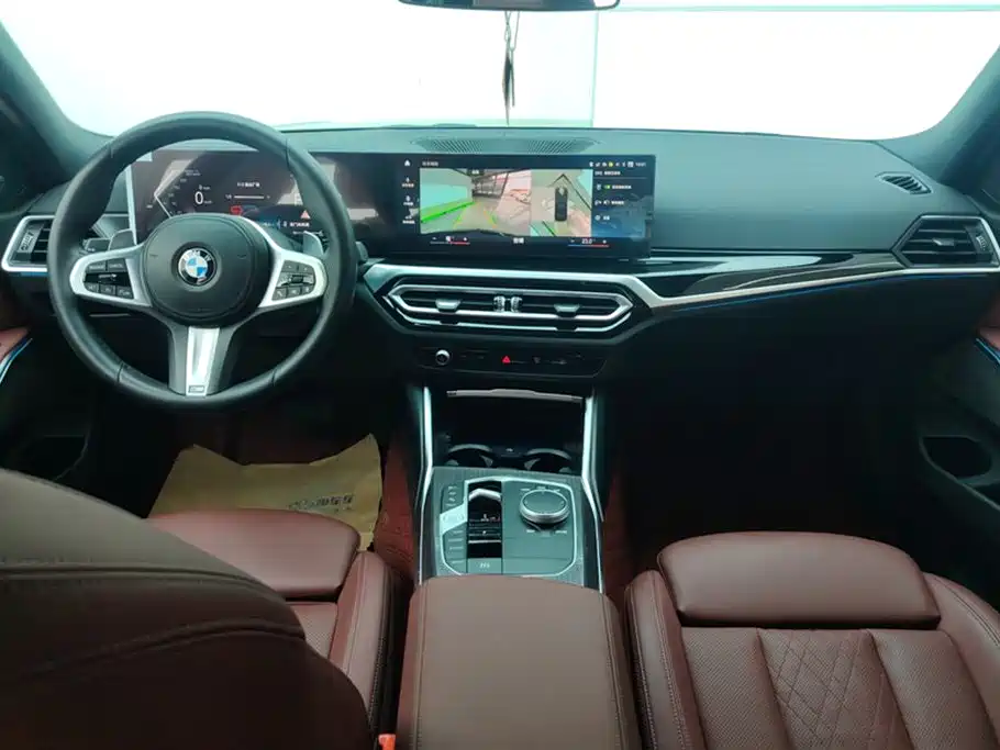 BMW 3 Series 2023 — фото 12