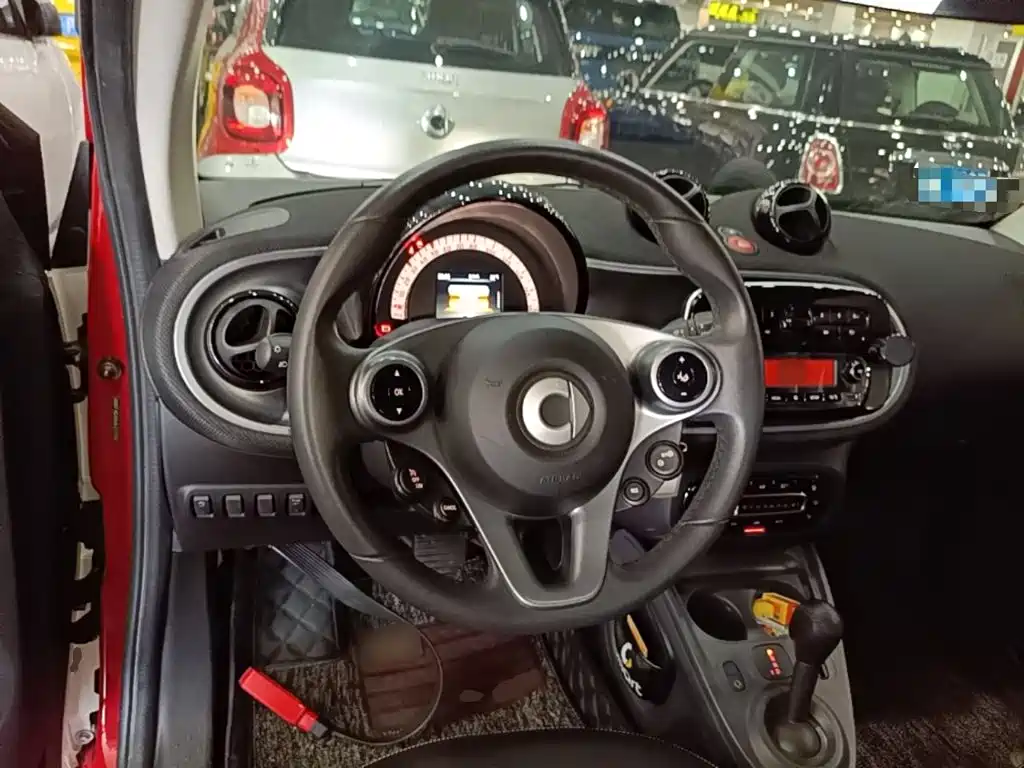 smart fortwo 2017 — фото 11