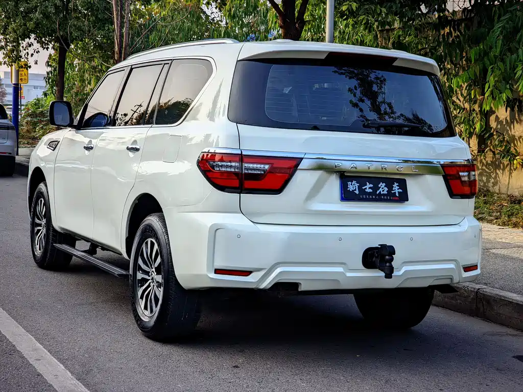 Nissan Patrol 2017 — фото 22