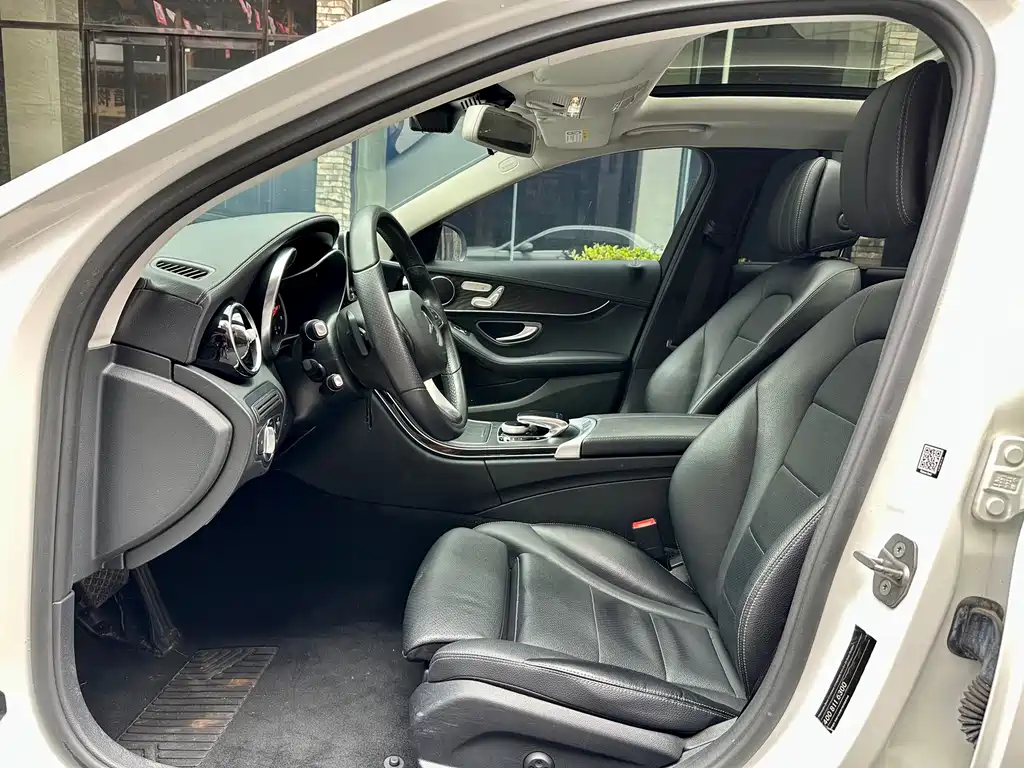 Mercedes-Benz C-Class 2018 — фото 4