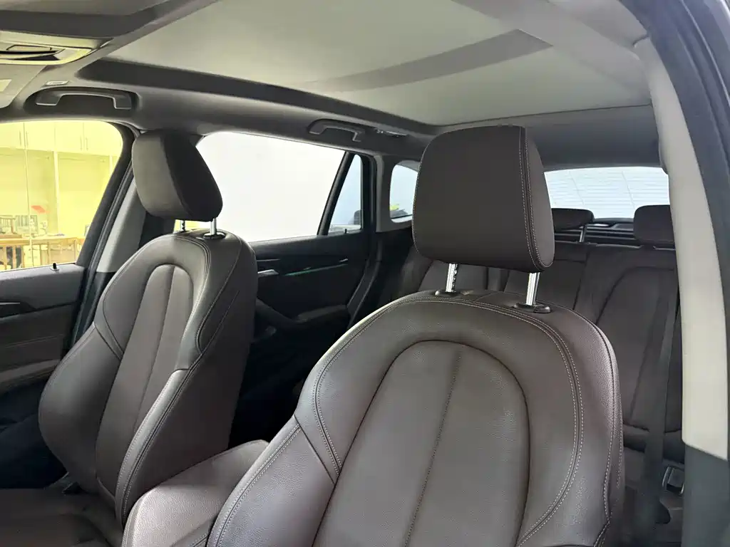 BMW X1 2020 — фото 12