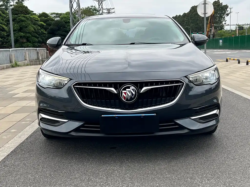 Buick Regal 2019 — фото 2