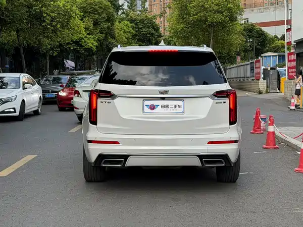 Cadillac XT6 2022