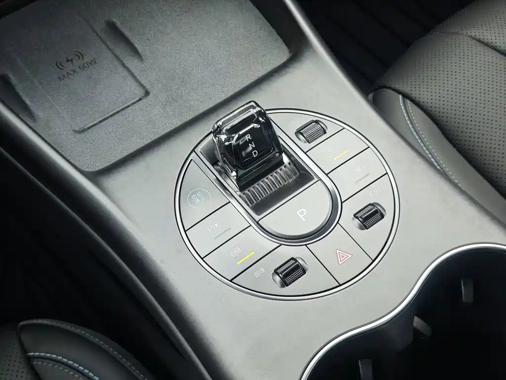 BYD Seal 2025 — фото 14