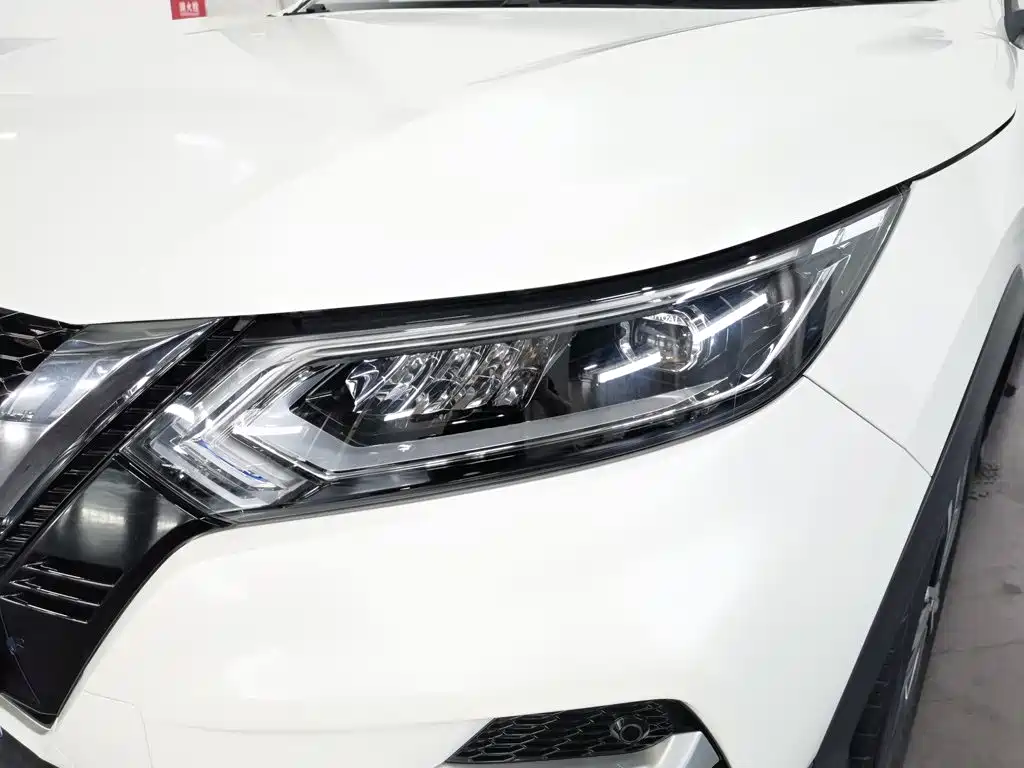 Nissan Qashqai 2023 — фото 7