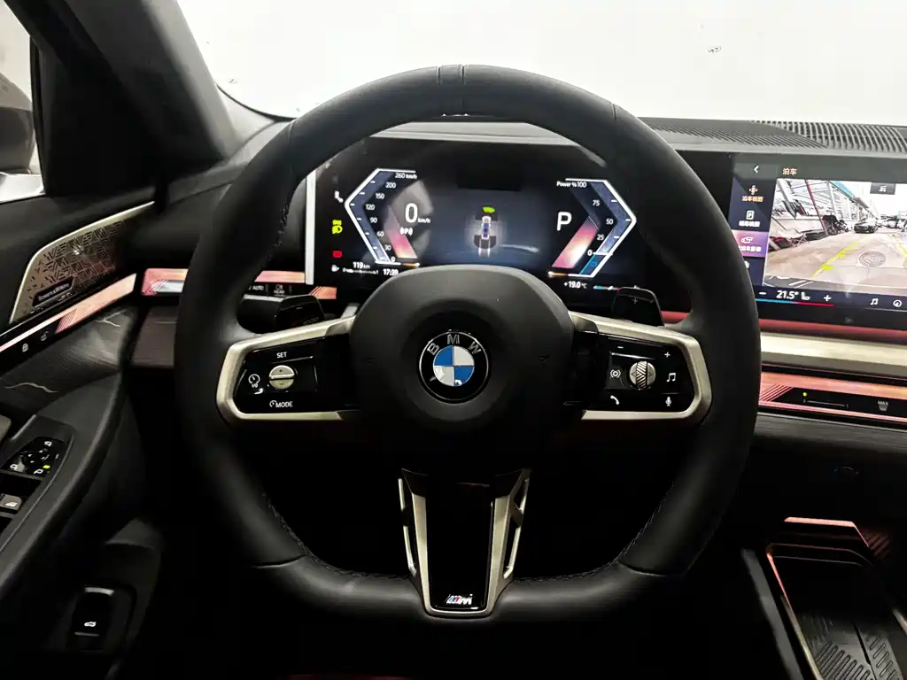 BMW 5 Series 2024 — фото 16