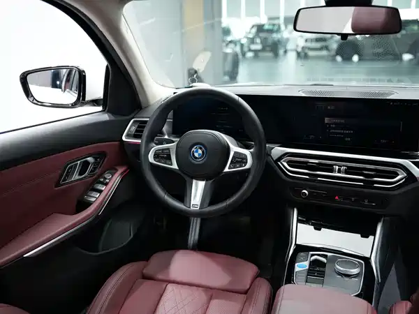 BMW i3 2023