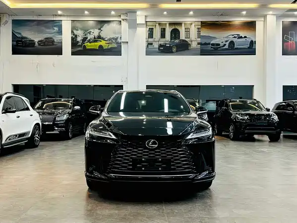 Lexus RX 2025