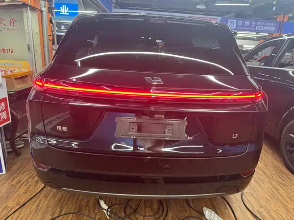 Li Auto L7 2024
