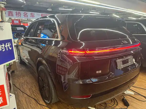 Li Auto L7 2024