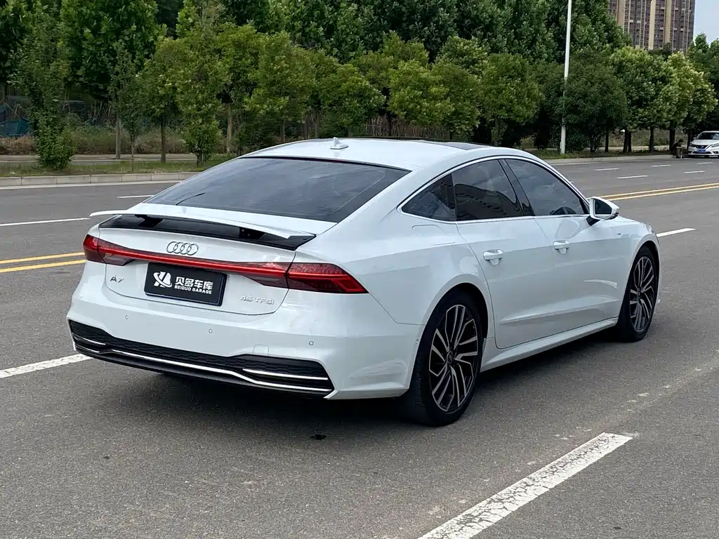 Audi A7 2024 — фото 9