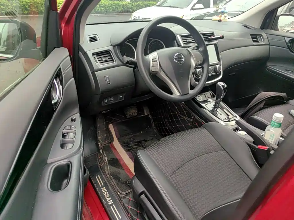 Nissan Tiida 2019 — фото 16