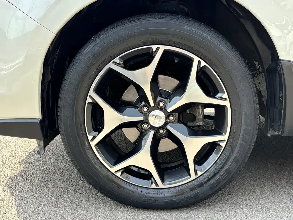 Subaru Forester 2016 — фото 19