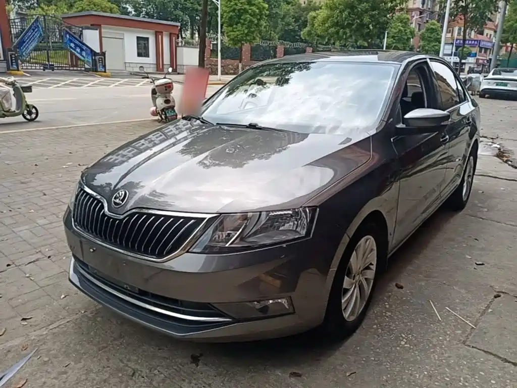 Skoda Rapid 2018 — фото 2