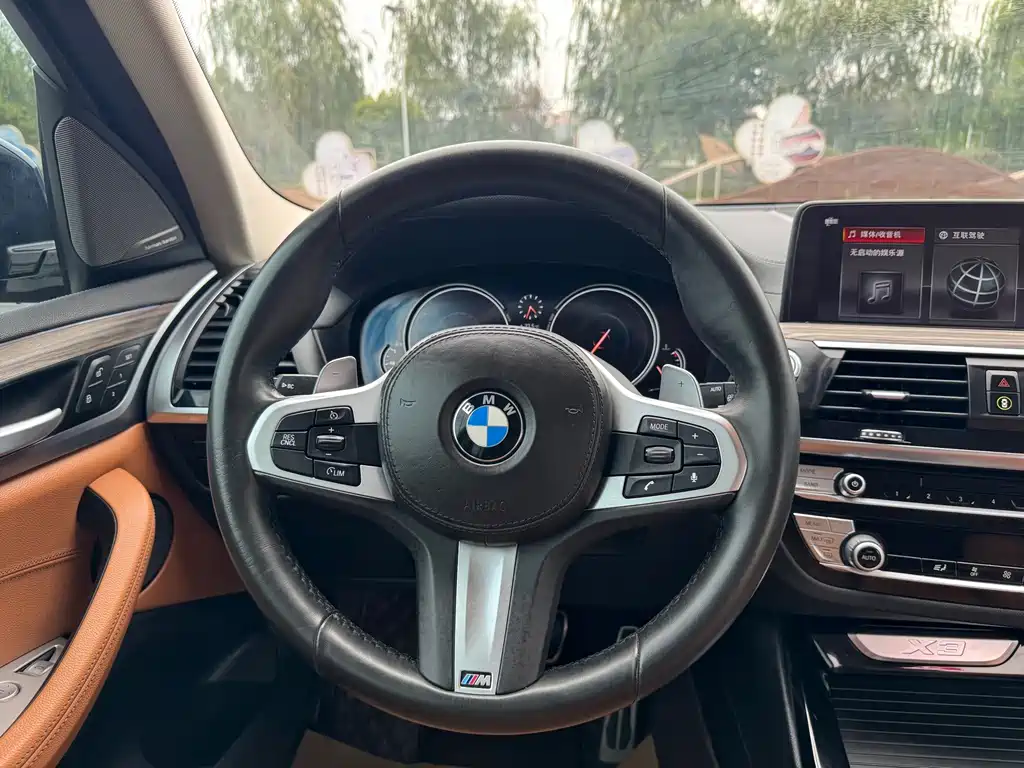 BMW X3 2018 — фото 17
