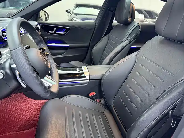 Mercedes-Benz C-Class 2023