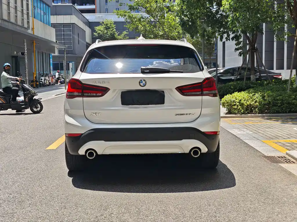 BMW X1 2023 — фото 17