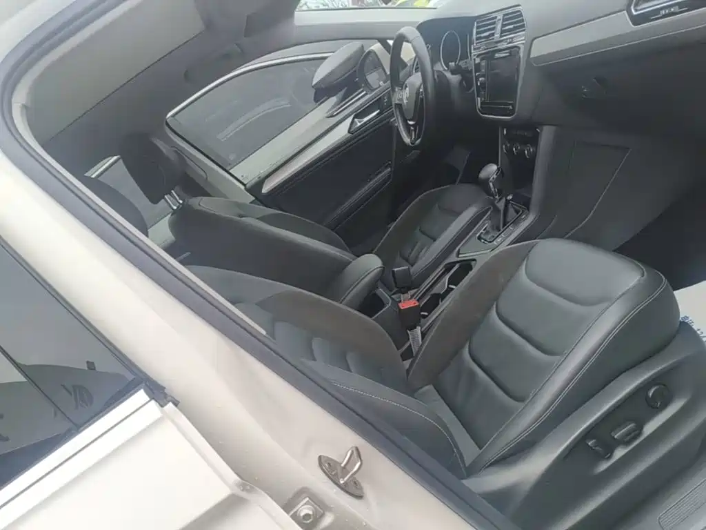 Volkswagen Tiguan L 2019 — фото 25