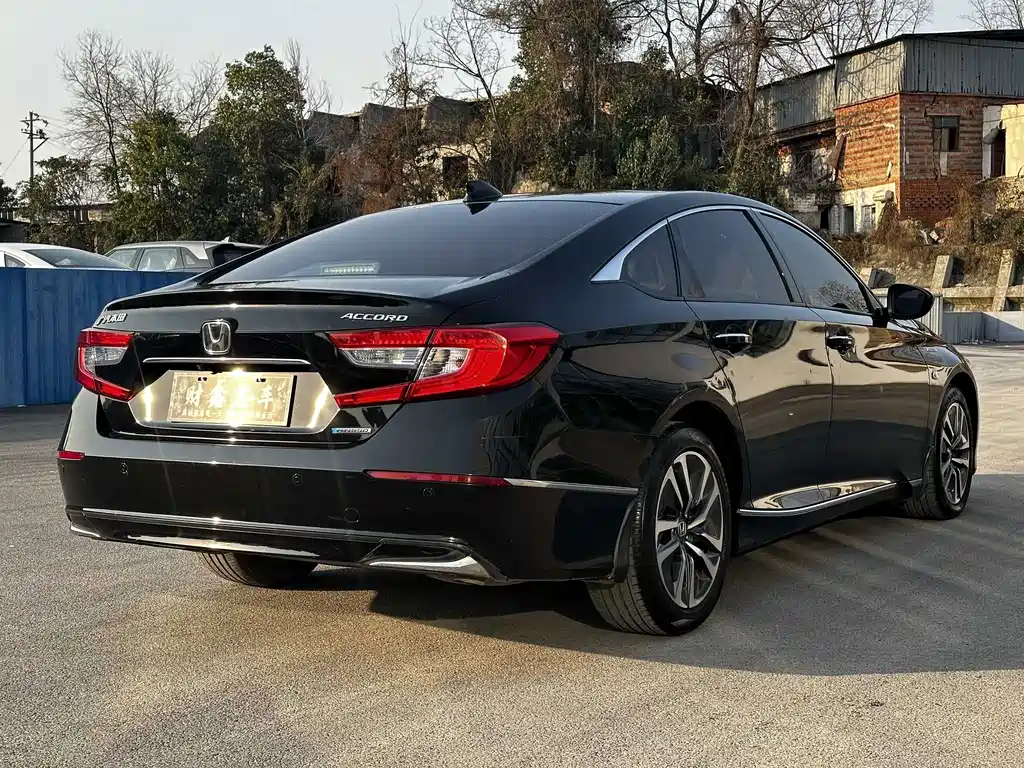 Honda Accord 2019 — фото 14