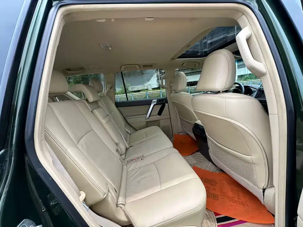 Toyota Prado 2017 — фото 16