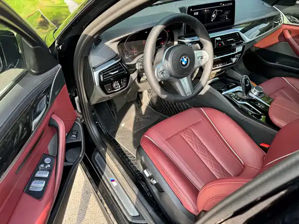 BMW 5 Series 2022