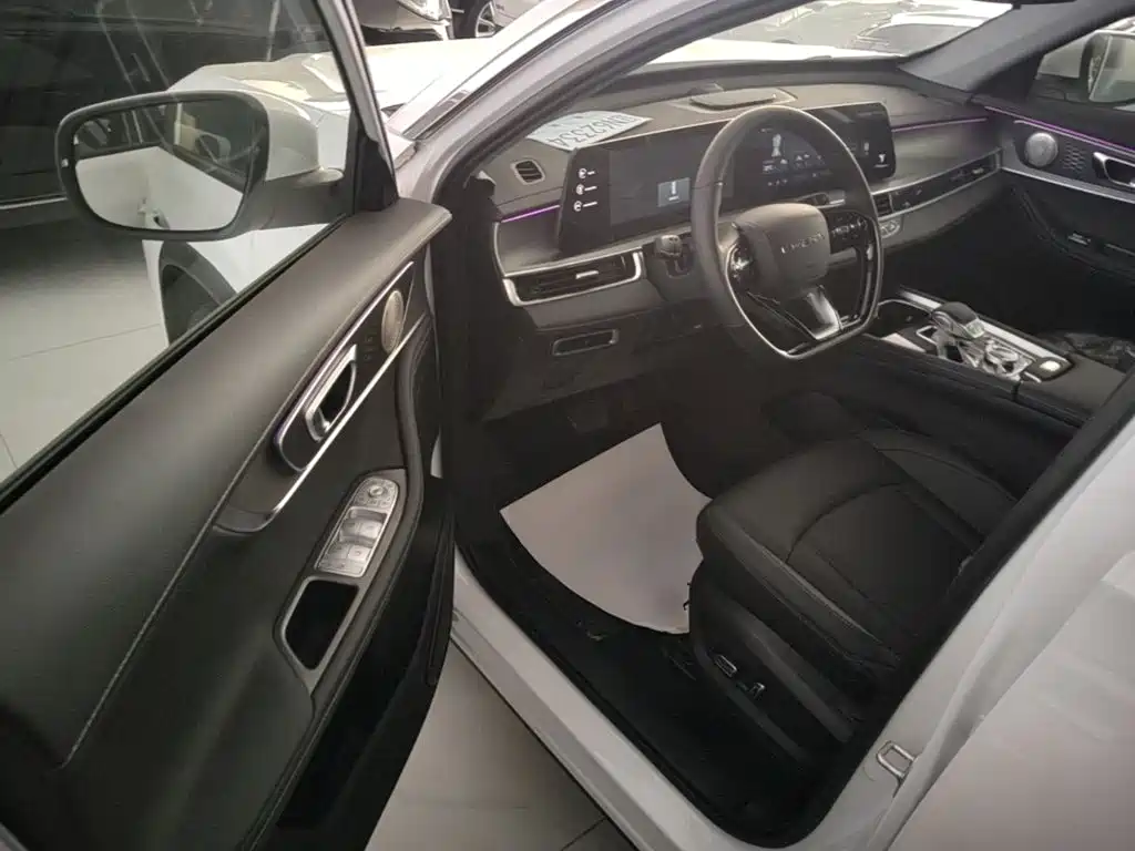 Chery Tiggo 8 PRO 2026 — фото 16