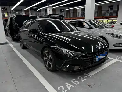 Hyundai Elantra 2022
