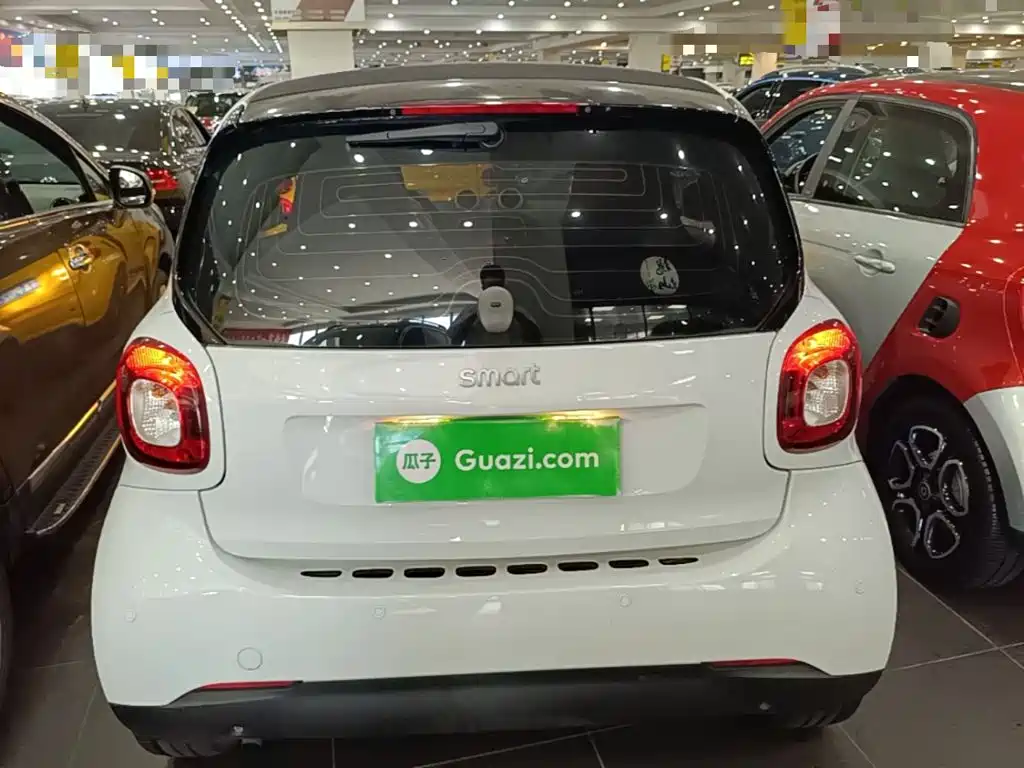 smart fortwo 2018 — фото 6