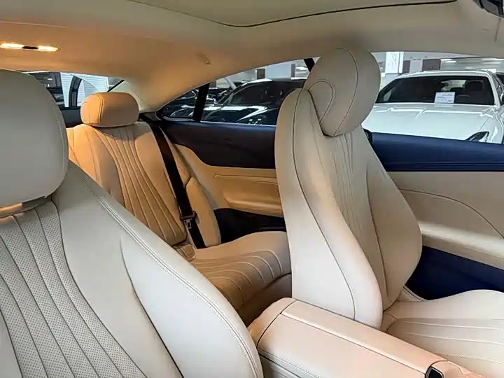 Mercedes-Benz E-Class 2020 — фото 14