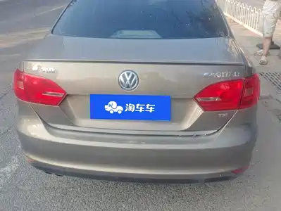 Volkswagen Sagitar 2013