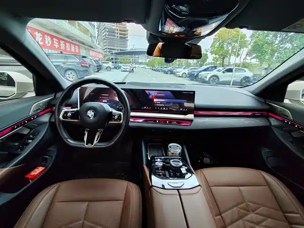 BMW 5 Series 2024